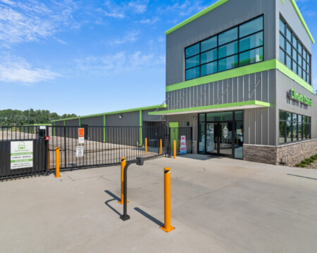 front gate at iLockStorage in Greenville, NC